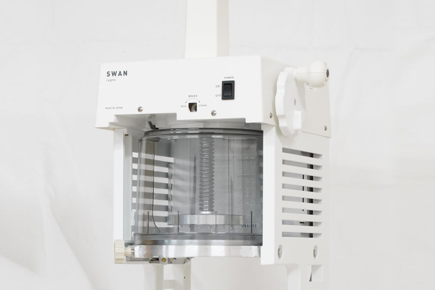 業務用かき氷機の最新トレンド!TAKASOオリジナル ホワイトモデル